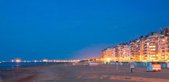 Wenduine Zeedijk, A Seafront Appartment Very Close To Bruges Bagian luar foto
